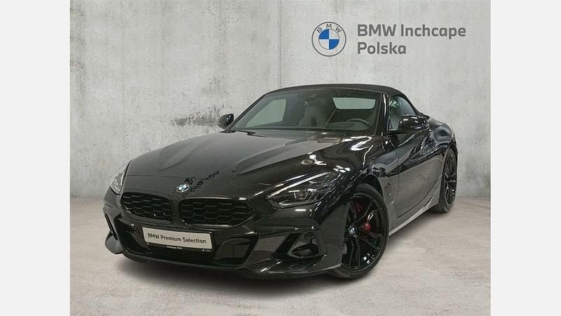 Black sapphire metallic metalizowany Używany 2024 BMW Z4 M Sport Kabriolet | 279 900 zł - Obraz 1/3