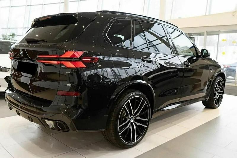 Nowe BMW 1M 313 KM (230 kW) 2025 Czarny (metalik) Coupe