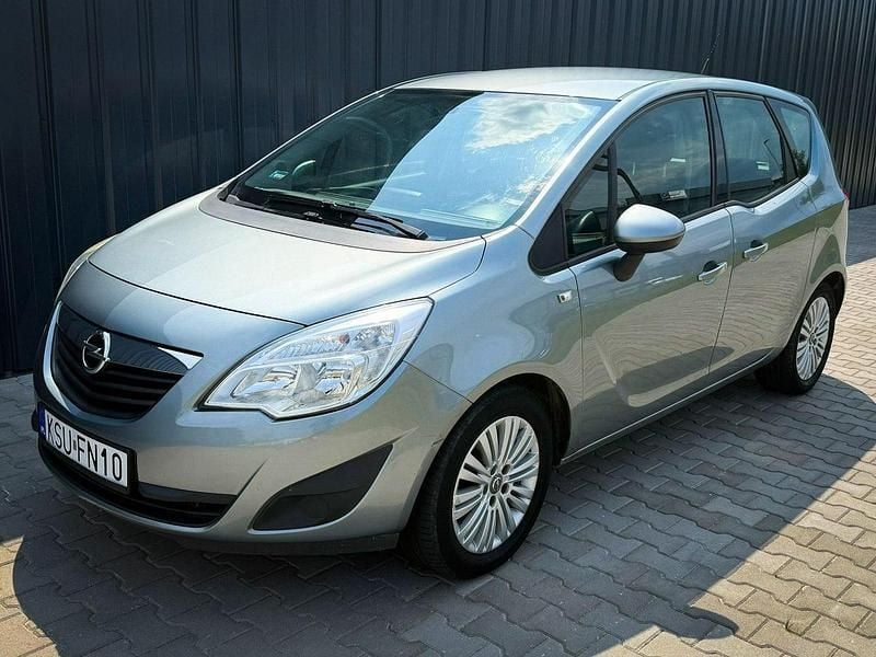 Inny (metalik) Używany 2011 Opel Meriva Minivan | 14 900 zł (Dobra cena) - Obraz 1/4