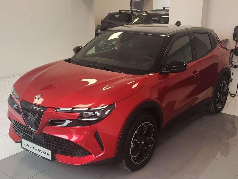 Lakier specjalny czerwony brera Nowe 2025 Alfa Romeo Junior SUV | 126 000 zł - Obraz 1/4