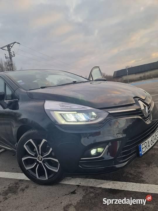 Czarny Używany 2018 Renault Clio IV Intens Hatchback | 33 400 zł (Uczciwa cena) - Obraz 1/4