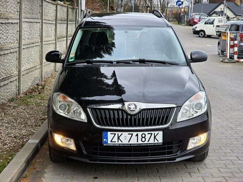 Używany Skoda Roomster 86 KM (63 kW) 2013 Czarny (metalik) Minivan
