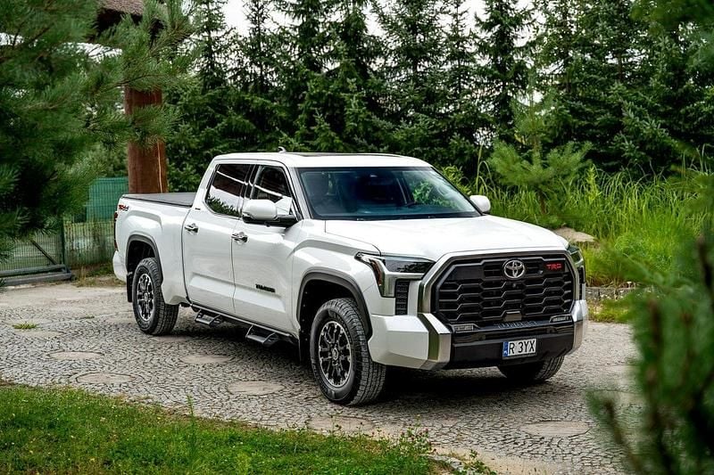 Biały Używany 2023 Toyota Tundra Platinum Pickup | 329 777 zł - Obraz 1/4