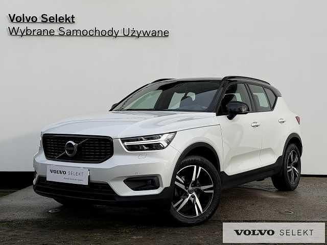 Biały Używany 2020 Volvo XC40 SUV | 94 900 zł (Dobra cena) - Obraz 1/3