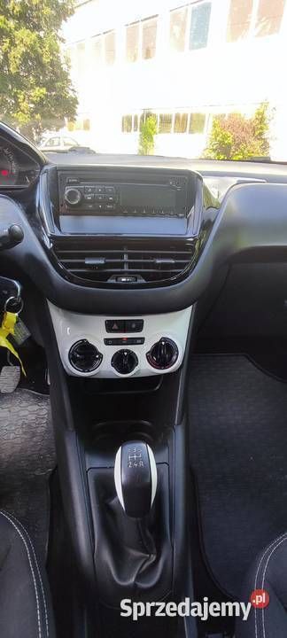 Używany 2018 Peugeot 208 Hatchback | 22 000 zł (Super Cena) - Obraz 1/4