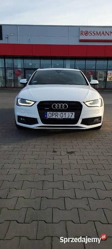 Używany Audi A4 S-Line 2014 Biały Kombi