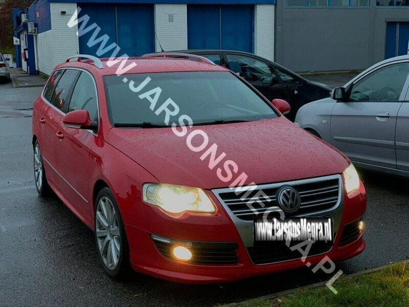 Czerwony Używany 2010 VW Passat Kombi | 20 900 zł (Dość drogi) - Obraz 1/4