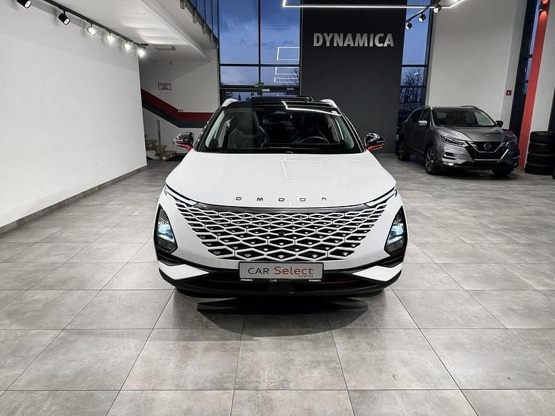 Biały Używany 2025 Omoda 5 SUV | 109 900 zł (Dość drogi) - Obraz 1/2