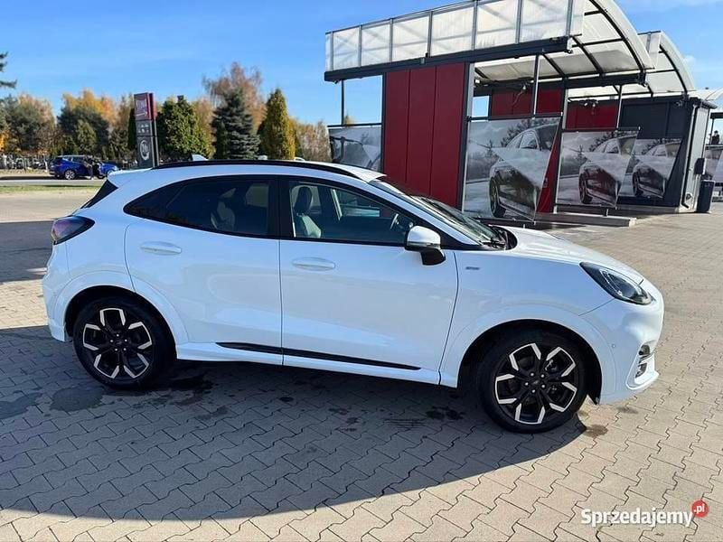 Używany Ford Puma ST-Line 125 KM (91 kW) 2021 Biały Hatchback