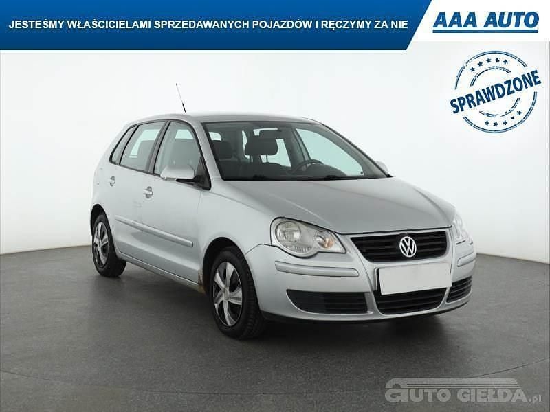 Używany VW Polo 2005 Srebrny Hatchback
