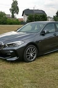 Używany BMW 118 150 KM (110 kW) 2020 Szary Hatchback