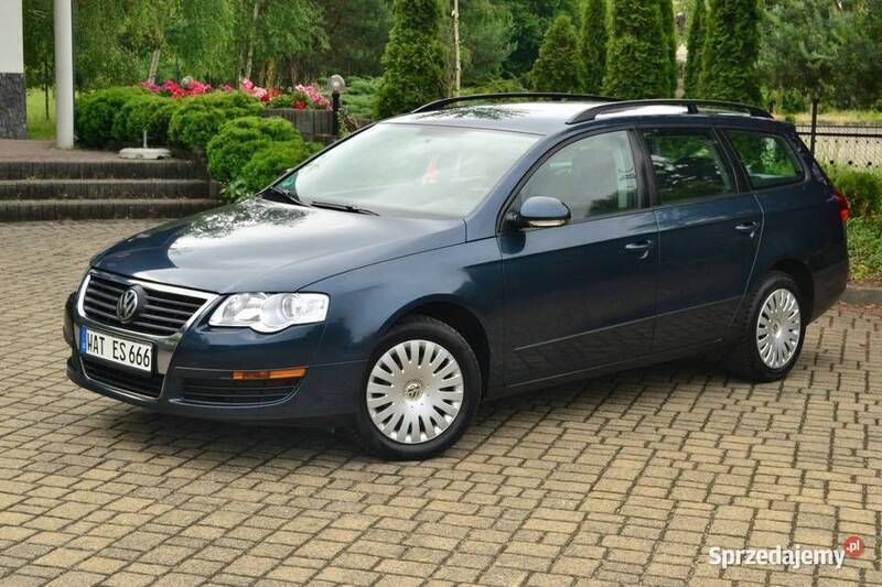Granatowy Używany 2008 VW Passat Kombi | 15 500 zł (Uczciwa cena) - Obraz 1/4