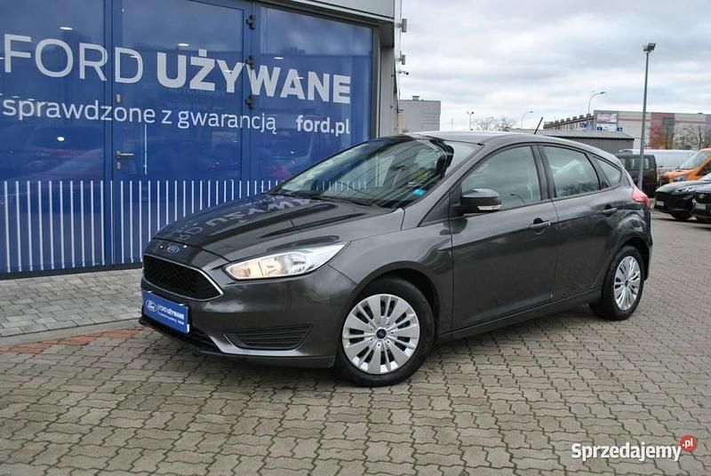Grafitowy Używany 2018 Ford Focus Trend Hatchback | 34 900 zł (Dobra cena) - Obraz 1/4