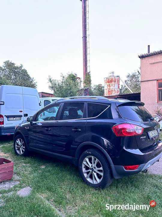 Czarny Używany 2012 Ford Kuga SUV | 30 000 zł (Dobra cena) - Obraz 1/4