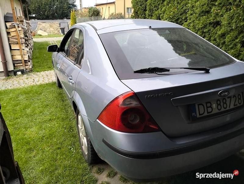 Używany Ford Mondeo 2004 Hatchback
