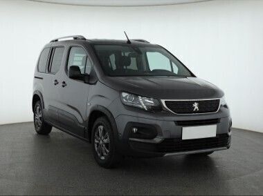 Szary Używany 2022 Peugeot Rifter Minivan | 64 999 zł (Uczciwa cena) - Obraz 1/4