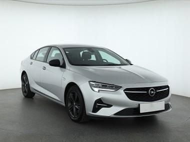 Srebrny Używany 2020 Opel Insignia Hatchback | 54 999 zł (Super Cena) - Obraz 1/4