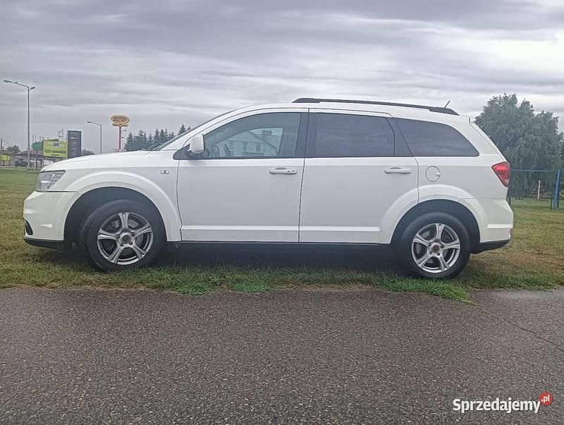 Używany 2012 Fiat Freemont SUV | 30 000 zł (Uczciwa cena) - Obraz 1/4