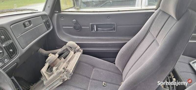 Używany Saab 900 93 KM (68 kW) 1994 Hatchback