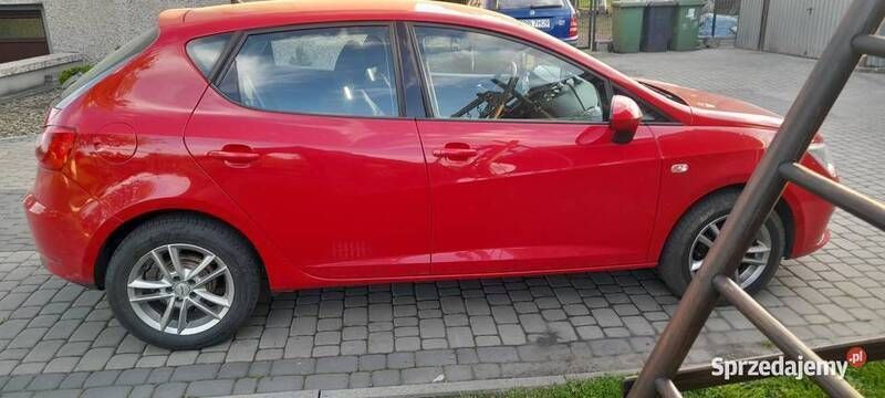Używany 2013 Seat Ibiza | 31 500 zł - Obraz 1/4