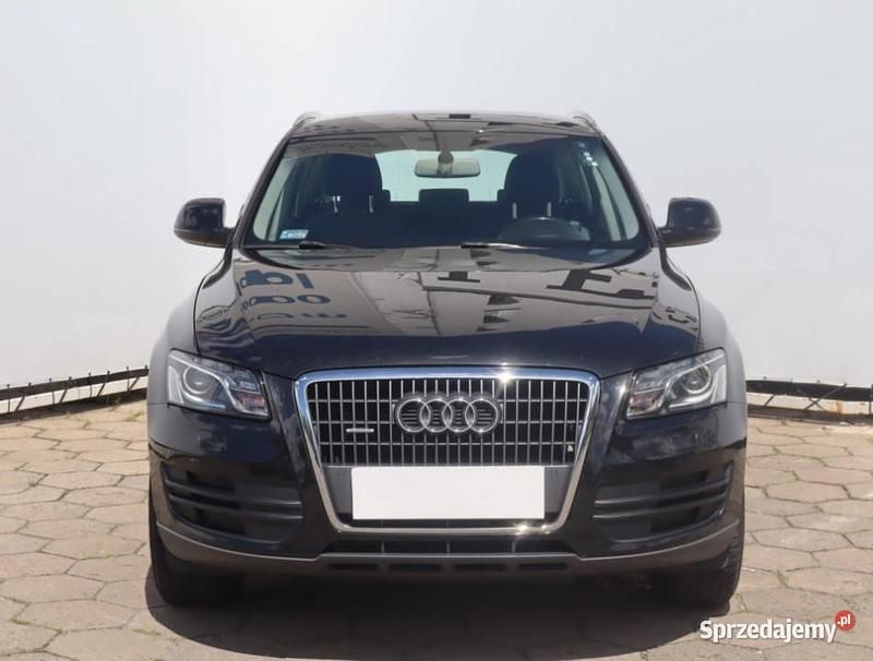 Czarny Używany 2012 Audi Q5 SUV | 44 999 zł (Dobra cena) - Obraz 1/4