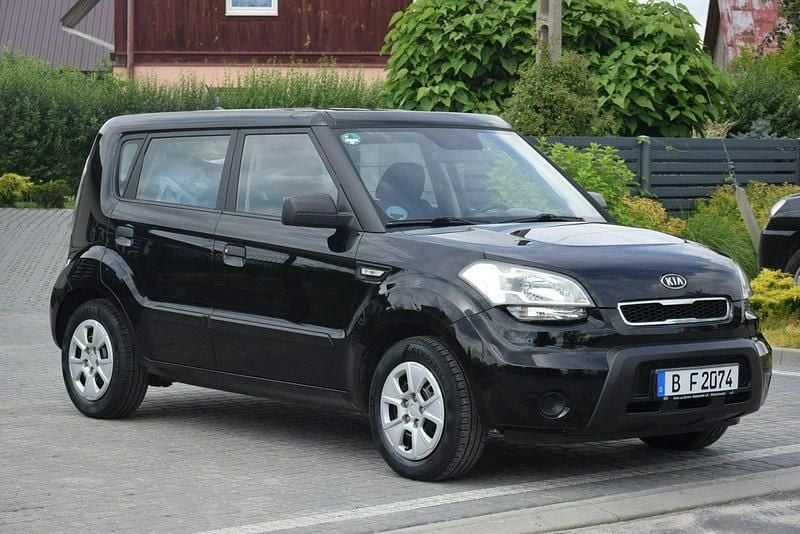 Czarny Używany 2010 Kia Soul 2 SUV | 19 900 zł (Uczciwa cena) - Obraz 1/4