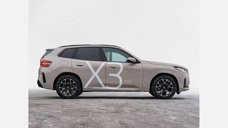 Używany BMW X3 Comfort Edition 197 KM (144 kW) 2025 Szary dune metalizowany SUV