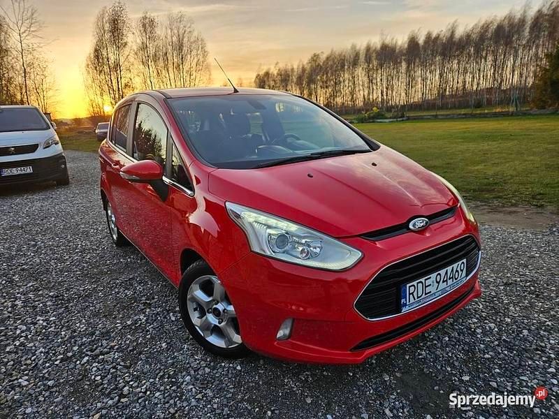 Używany Ford B-MAX 2012 Czerwony Minivan