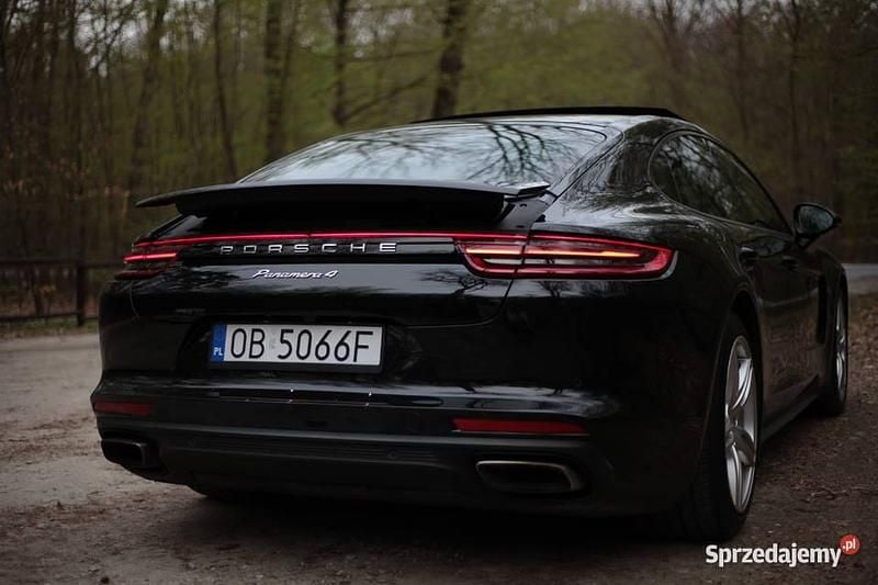 Używany Porsche Panamera 4 2018 Sedan/Limuzyna