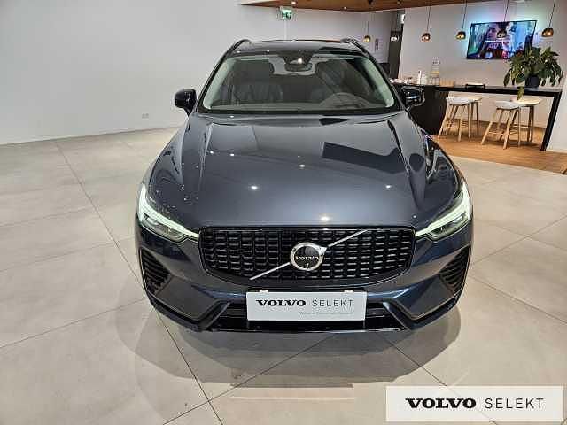 Używany Volvo XC60 455 KM (334 kW) 2024 Niebieski SUV