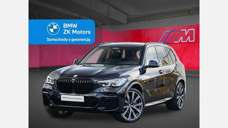 Czarny carbon m metalizowany Używany 2021 BMW X5 Shadowline SUV | 249 900 zł (Super Cena) - Obraz 1/3