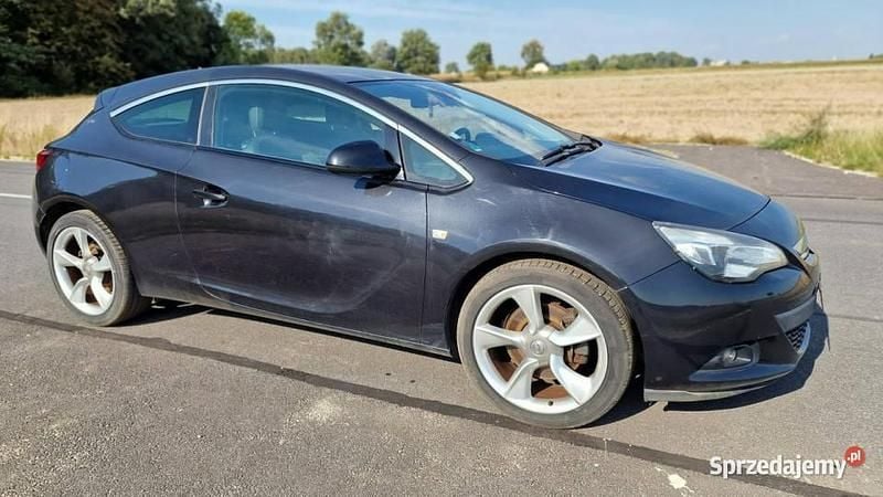 Czarny Używany 2012 Opel Astra GTC Coupe | 14 999 zł - Obraz 1/4