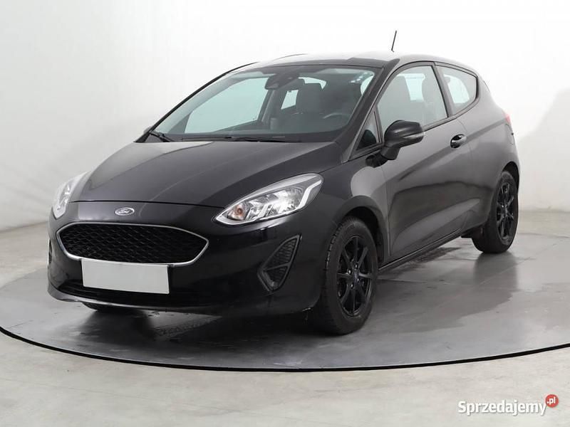 Używany Ford Fiesta 71 KM (52 kW) 2018 Czarny Hatchback