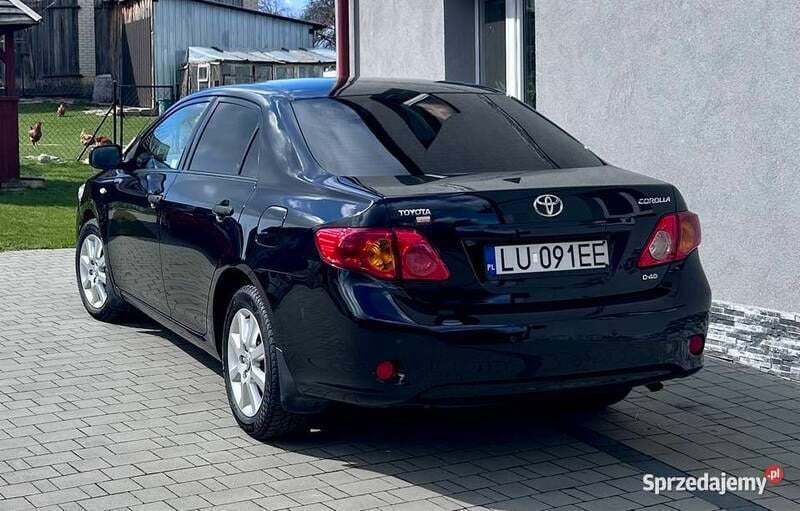 Używany Toyota Corolla 2008 Czarny Sedan/Limuzyna