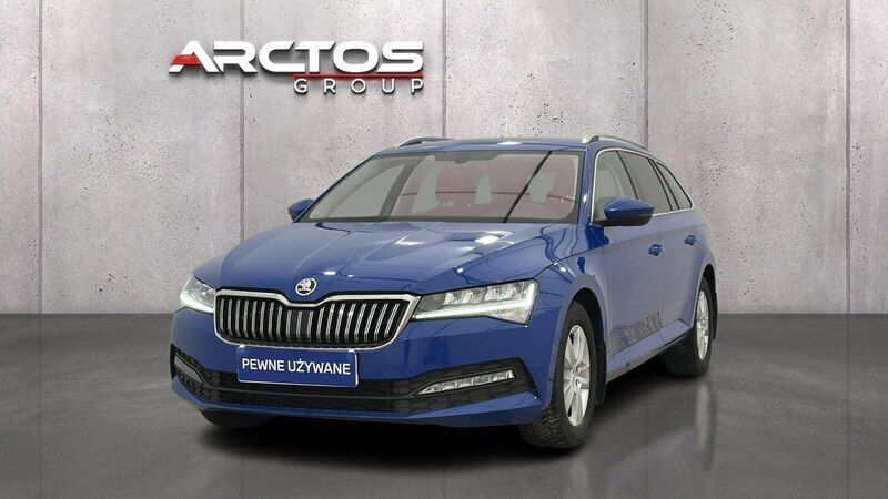 Niebieski ciemny Używany 2023 Skoda Superb Ambition Kombi | 93 500 zł (Super Cena) - Obraz 1/4