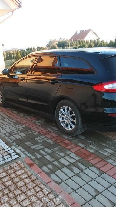 Używany Ford Mondeo 2016 Czarny Kombi
