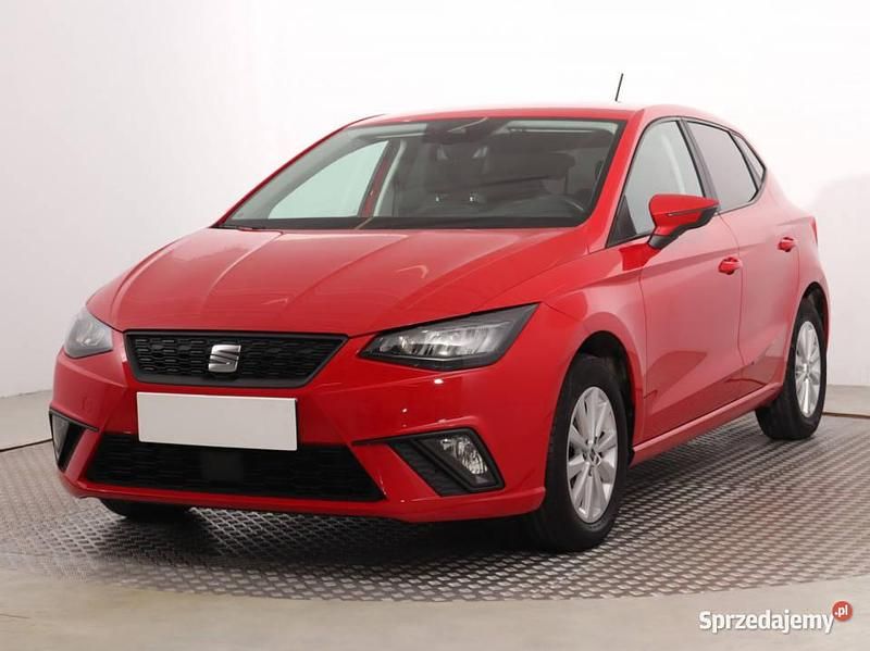 Używany Seat Ibiza 2022 Czerwony Hatchback
