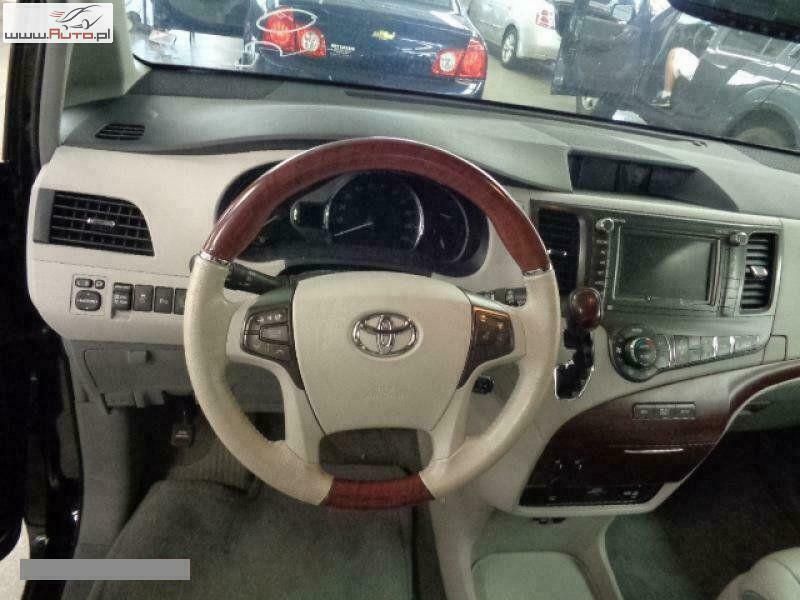 Używany Toyota Sienna Limited 266 KM (195 kW) 2013 Czarny Minivan