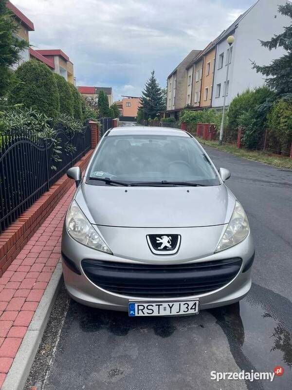 Używany Peugeot 207 88 KM (64 kW) 2006 Srebrny Hatchback