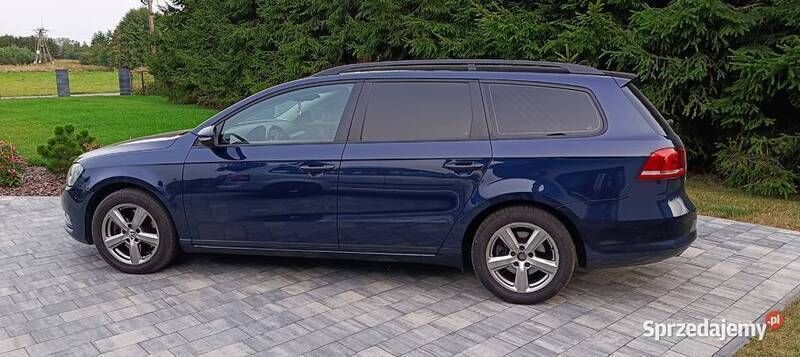 Granatowy Używany 2012 VW Passat Kombi | 28 500 zł (Uczciwa cena) - Obraz 1/4