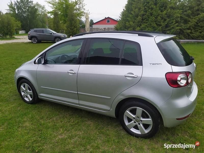 Używany VW Golf Plus Cross 105 KM (77 kW) 2010 Minivan