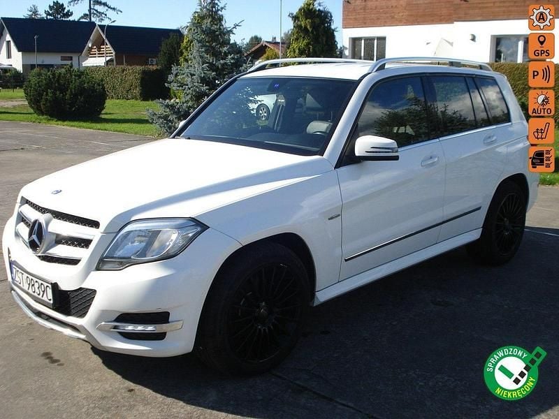 Biały Używany 2013 Mercedes GLK200 SUV | 47 900 zł - Obraz 1/4