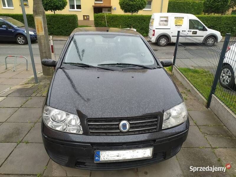 Czarny Używany 2006 Fiat Punto Hatchback | 1999 zł (Dobra cena) - Obraz 1/4
