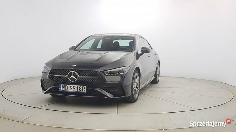 Używany Mercedes CLA200 AMG 163 KM (119 kW) 2023 Czarny Sedan/Limuzyna