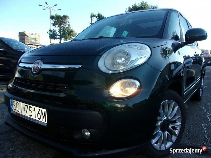 Zielony Używany 2014 Fiat 500L Lounge Minivan | 39 600 zł - Obraz 1/4