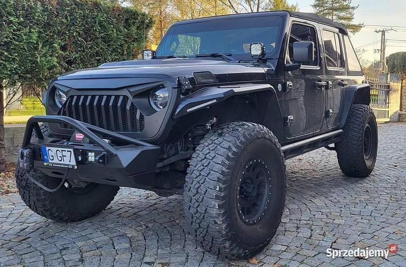 Używany Jeep Wrangler 2018 Czarny SUV