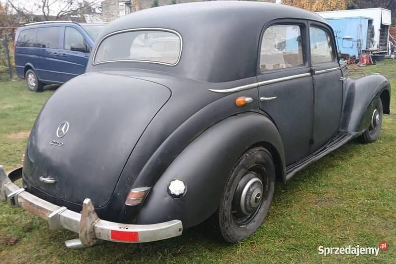 Używany 1952 Mercedes W187 | 50 000 zł - Obraz 1/4
