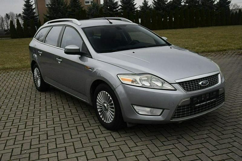 Używany Ford Mondeo 145 KM (106 kW) 2007 Inny (metalik) Hatchback