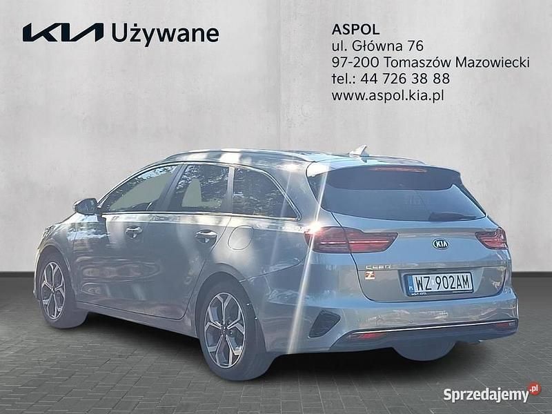 Srebrny Używany 2020 Kia Ceed Sportswagon Kombi | 75 900 zł - Obraz 1/4