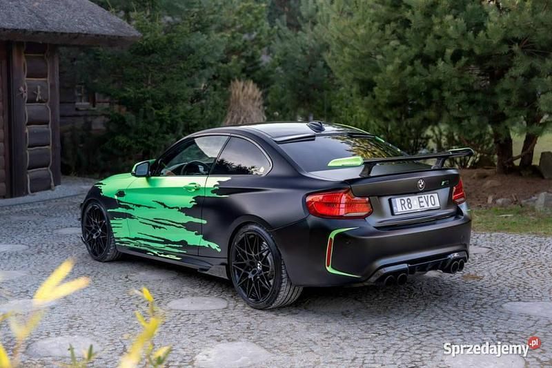 Czarny (metalik) Używany 2017 BMW M2 M Performance Coupe | 249 777 zł - Obraz 1/4